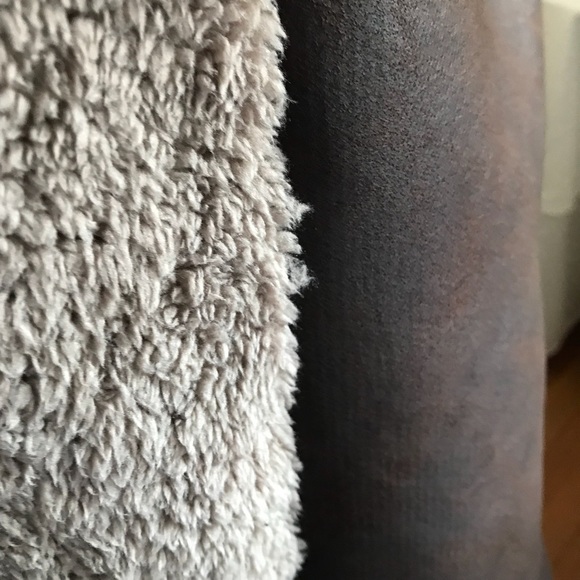 Solddd Outtt - Picture 3 of 7