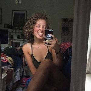 Meet your Posher, Jenny