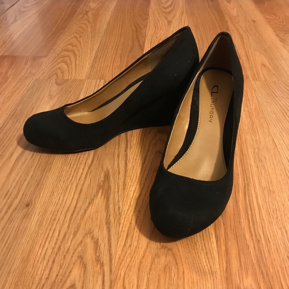 Wedge black heels