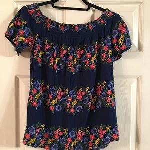 Brand new old navy floral and navy top