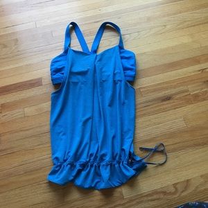 Lululemon size 8 top.
