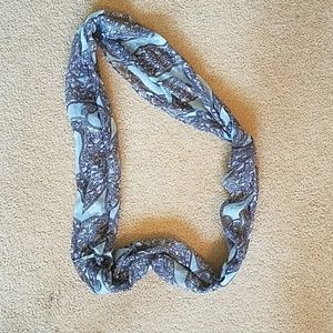 Infinity scarf