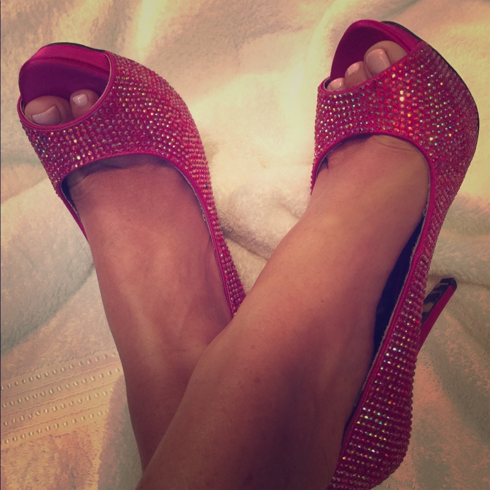 Betsey Johnson Size 7 Heels