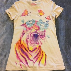 Threadless Tee Size Large Girly