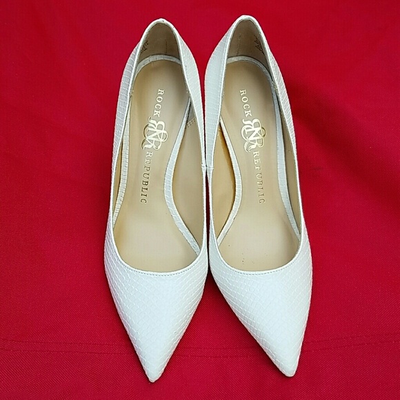 🎉HP🎉 High Heels - Picture 2 of 8