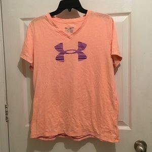 Size XL under armour tee! Like new! No flaws!