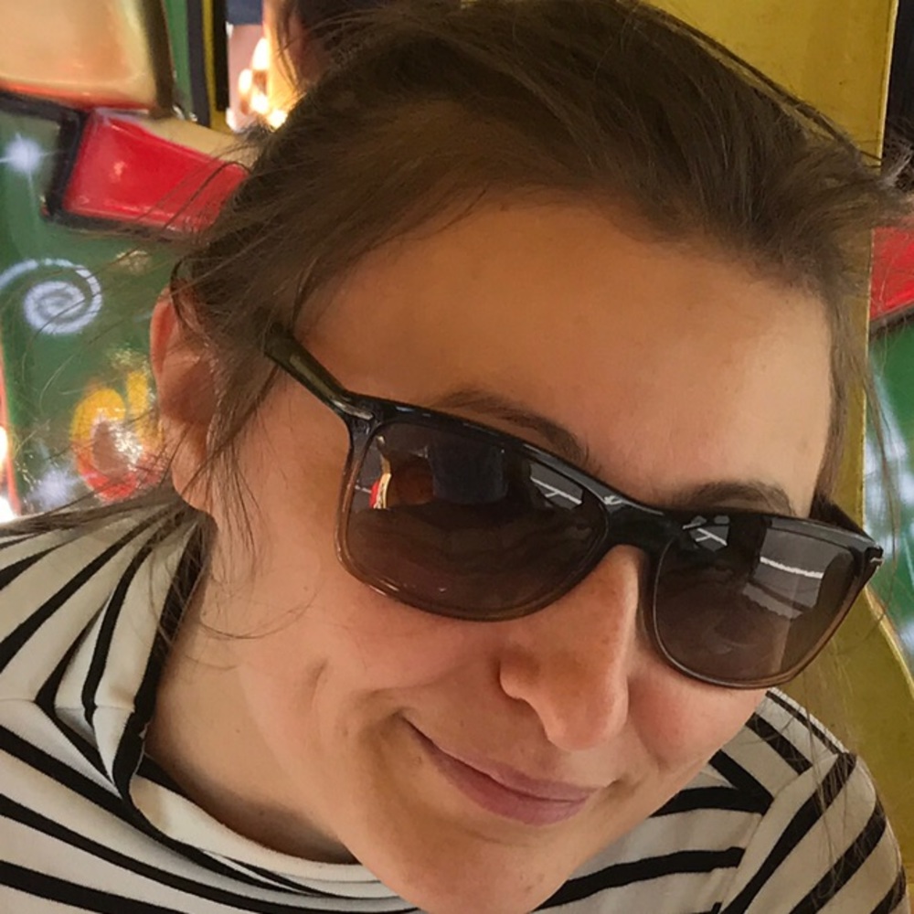 Meet your Posher, Viktoria