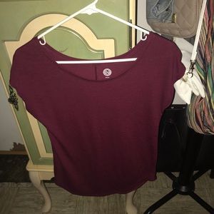 burgundy t
