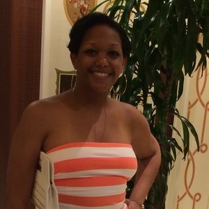 Meet your Posher, Nadia