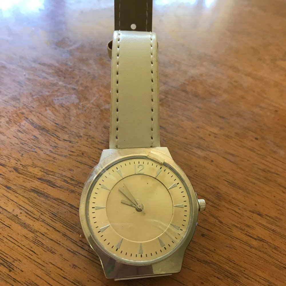 Bijou Brigitte white watch, never been used NWOT