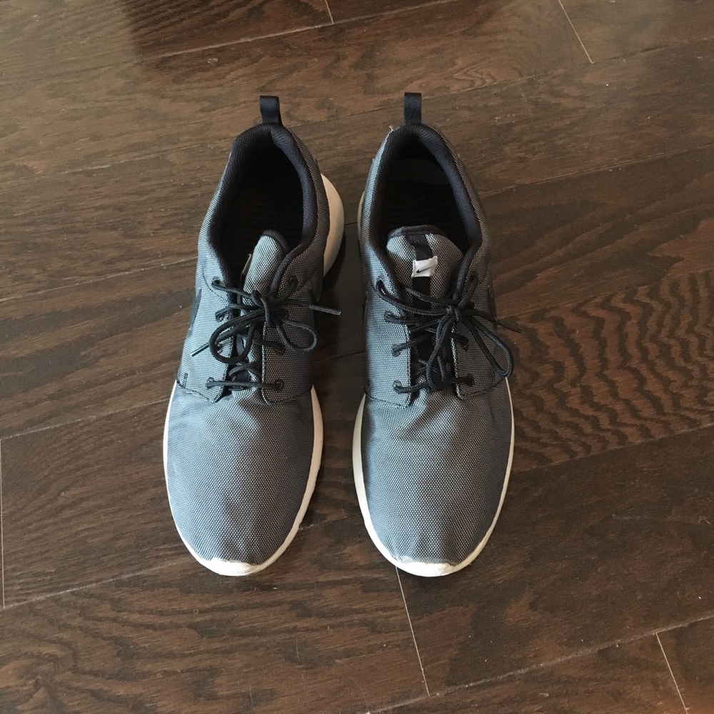 Nike Roche run 12 graphite