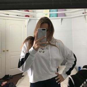 F21 white criss-cross crop sweater w/hood