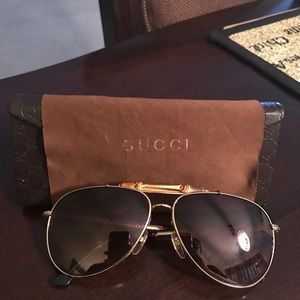 Gucci unisex  bamboo sunglasses