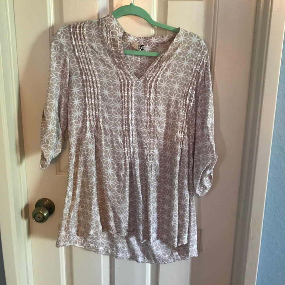 Maternity shirt