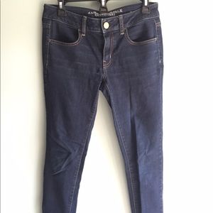 American Eagle blue skinny jeans