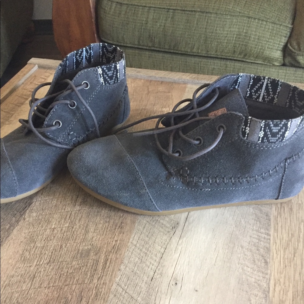 Toms booties