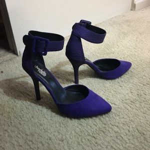 Closed toe stiletto