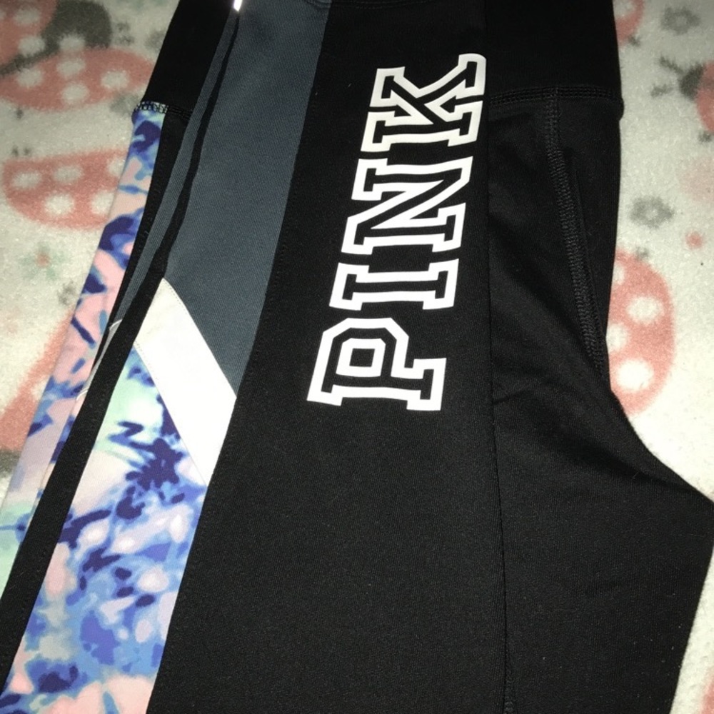 VS PINK Ultimate Leggings
