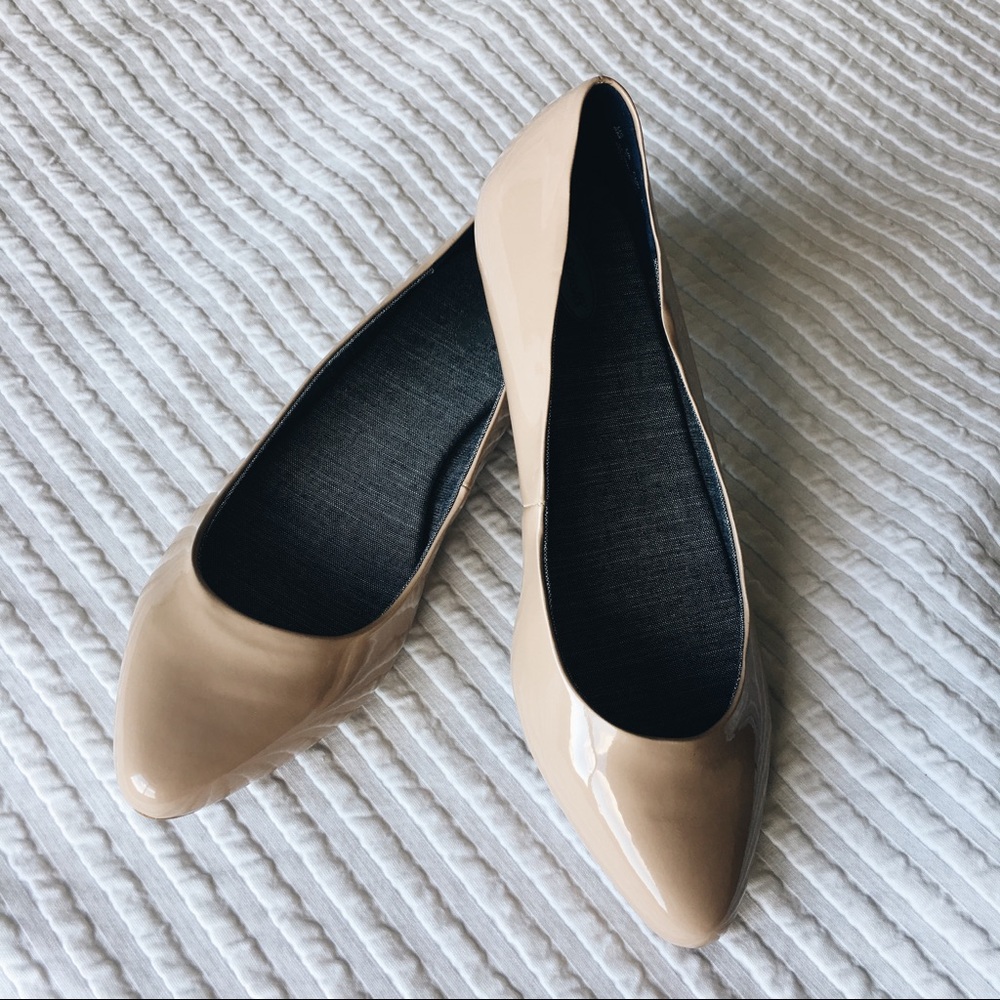 Dr. Scholl's Pointed Toe Nude Flat