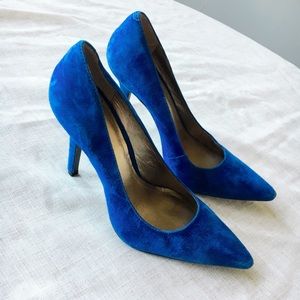 Royal Blue Pumps 💙