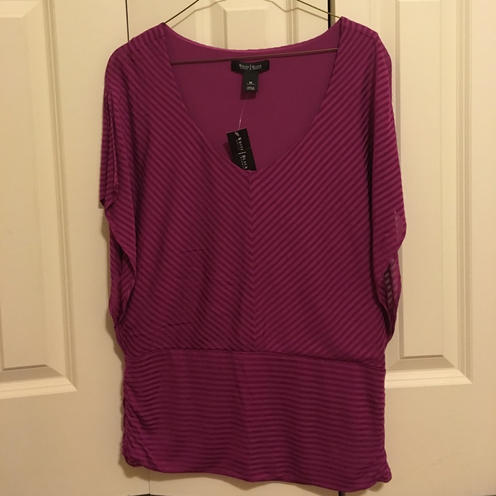 Blouse 👚 white house black market in very berry