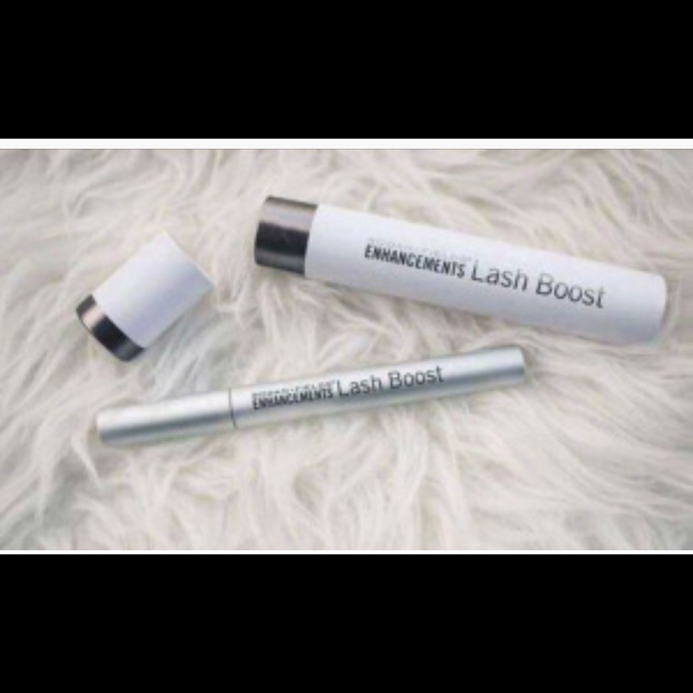 Brand new sealed tube R and D Lash Boost