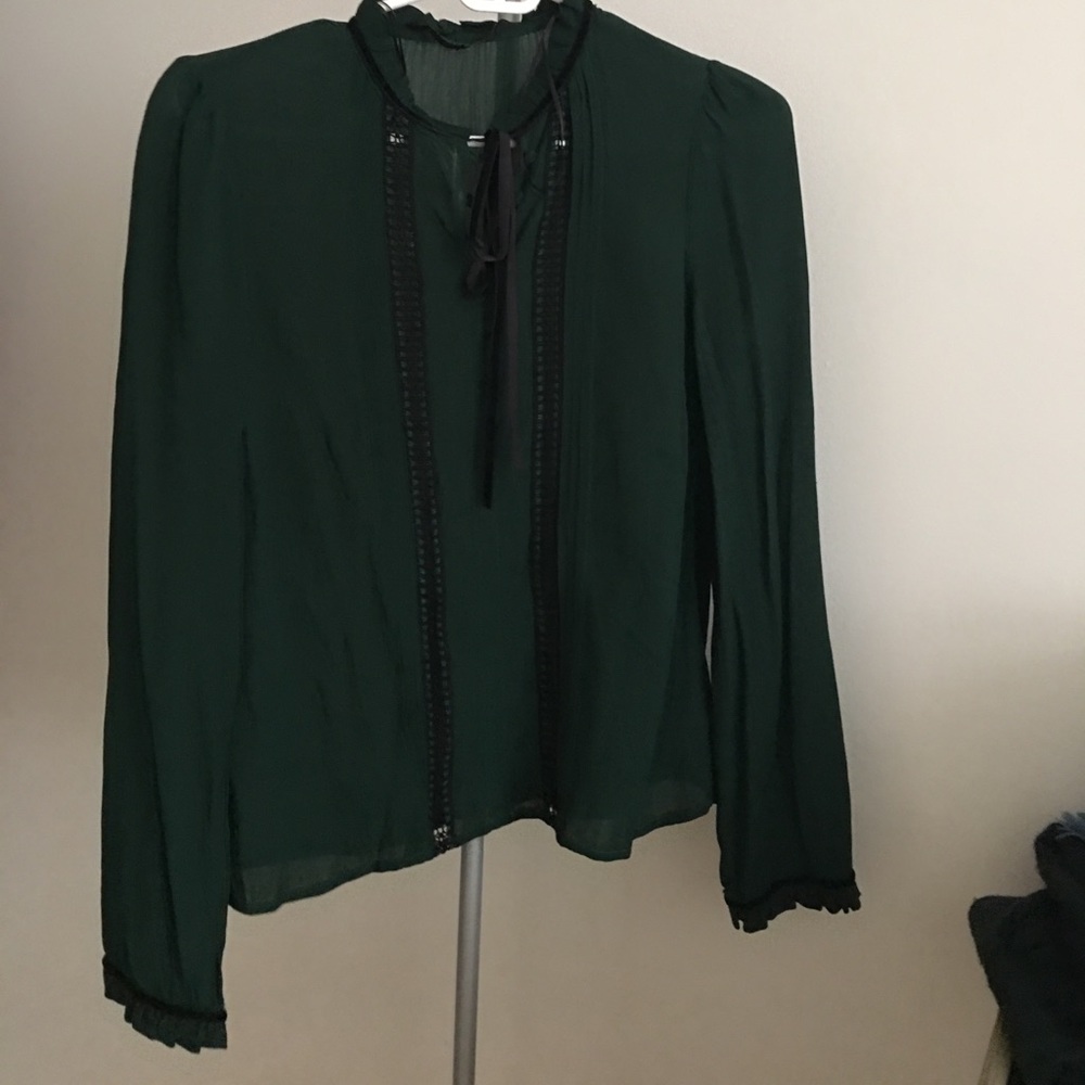 Green and black Zara top