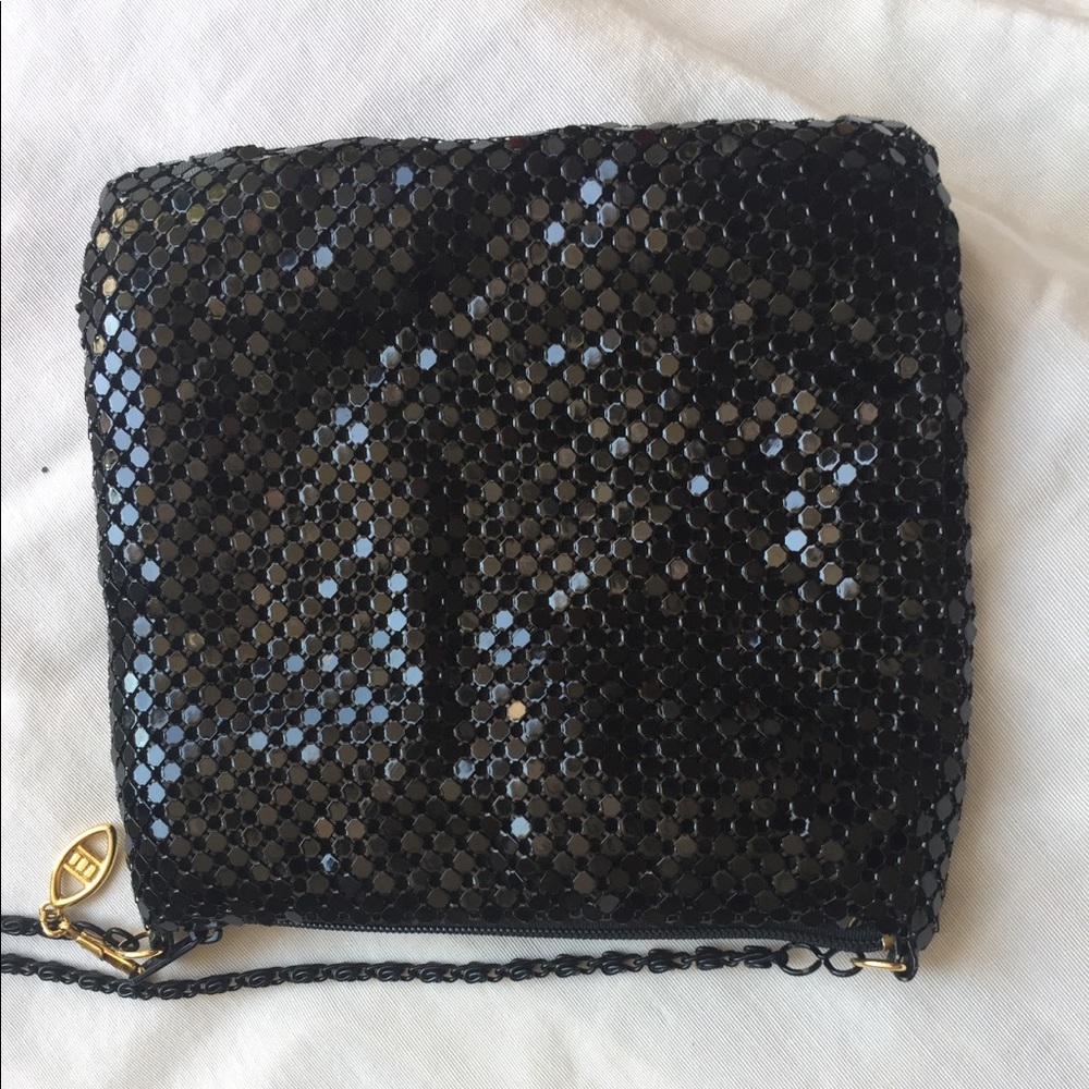 Black chainmail purse