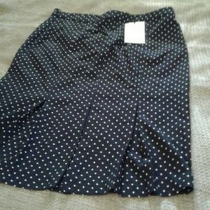 Black with white polka dot skirt Sz12