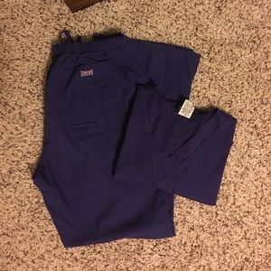 Cherokee scrub top & pant