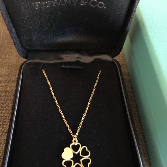 Authentic Tiffany 18k Gold necklace - Picture 2 of 4