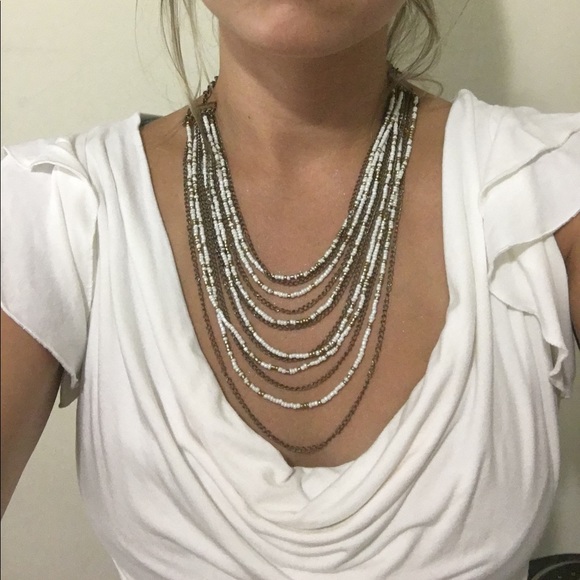 Multi-link statement necklace. - Picture 2 of 3