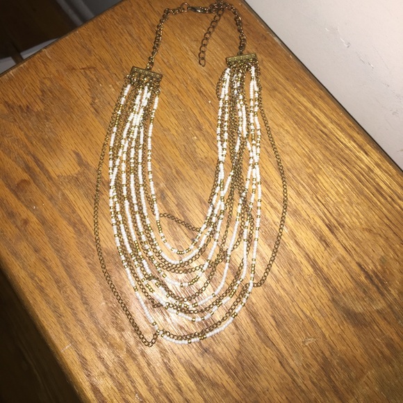 Multi-link statement necklace. - Picture 3 of 3