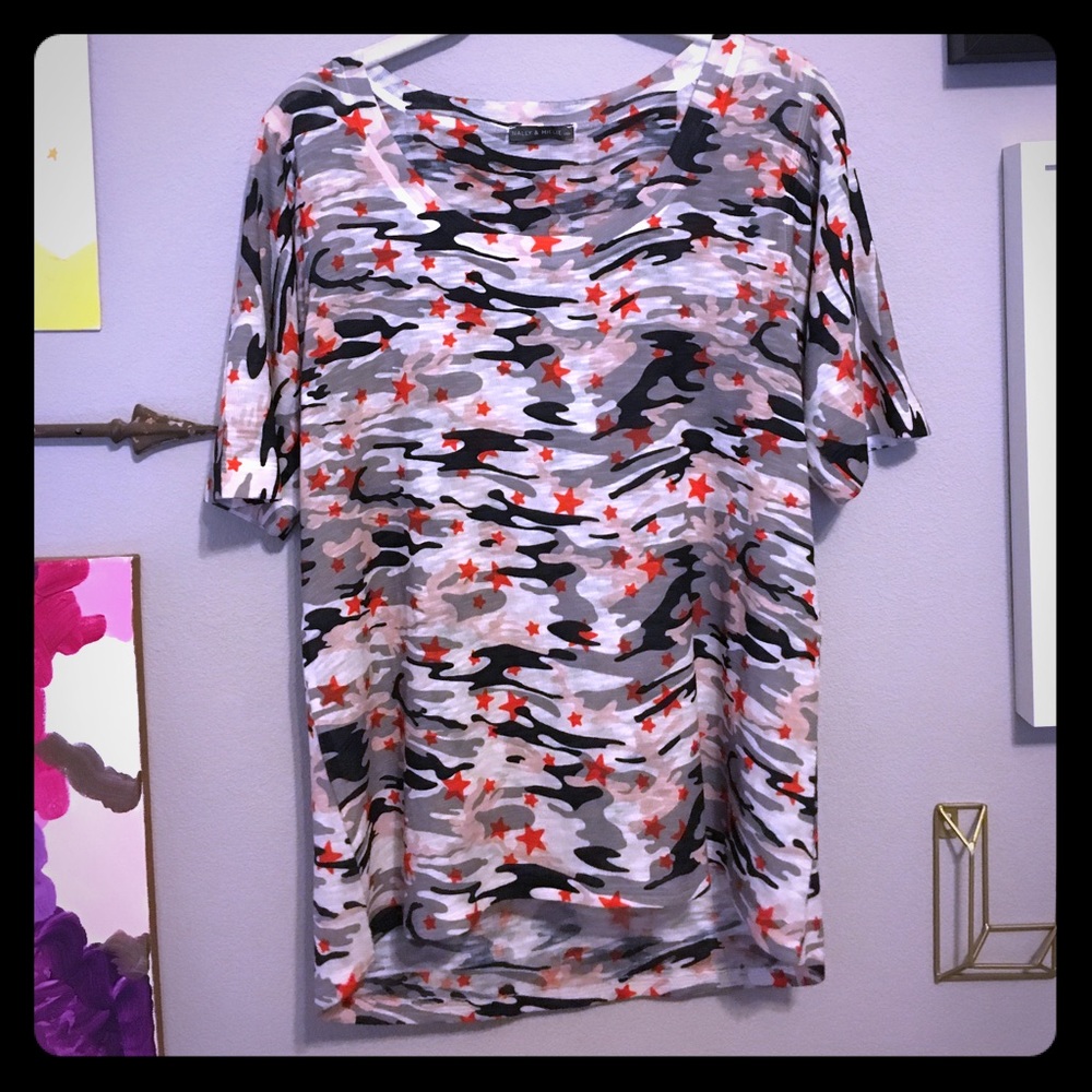 Nally & Millie Camo Star Print Top