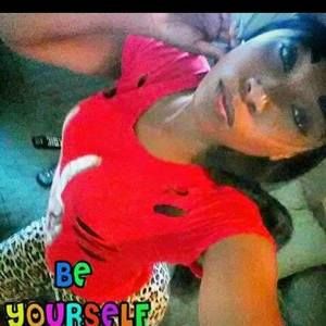 Meet your Posher, Shapree