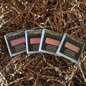 NIB - set of 4 MK cheek colors