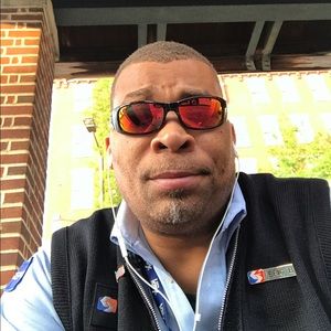 Meet your Posher, Eric