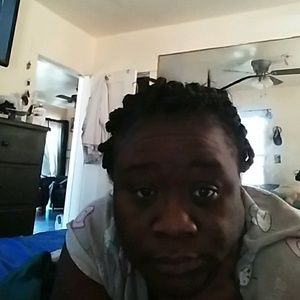 Meet your Posher, Lakisha