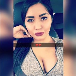 Meet your Posher, Linette