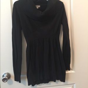 Liz Lange maternity shirt (for target)