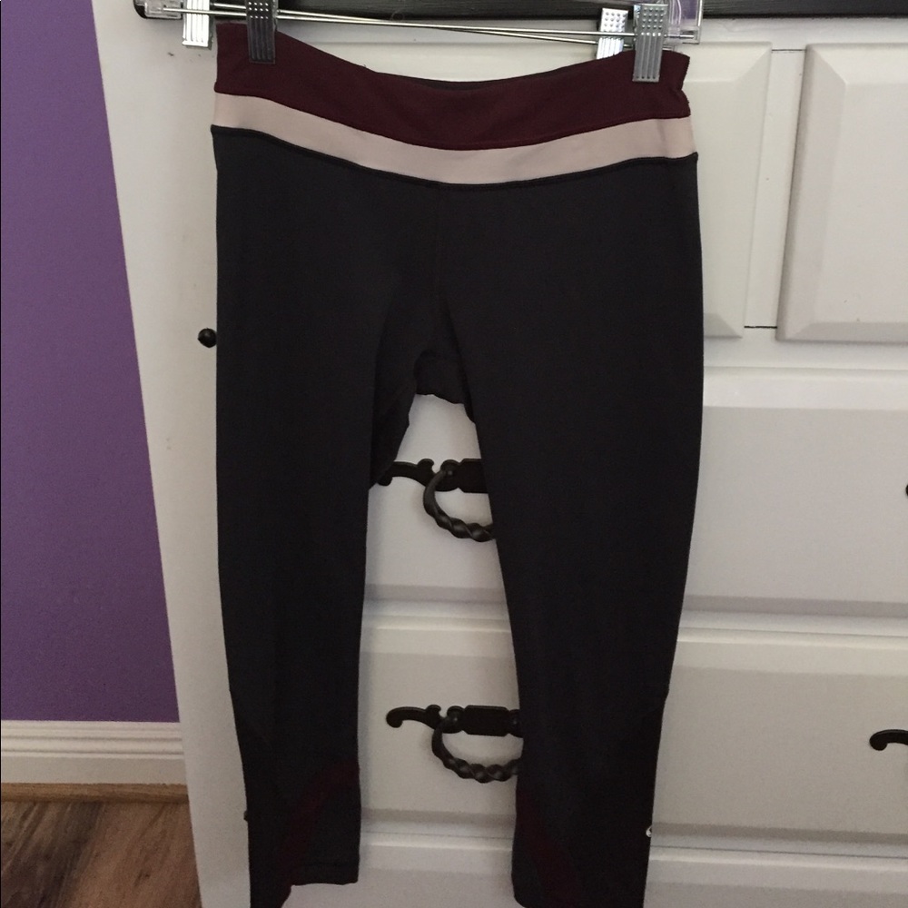 Lululemon run inspire capris size 4