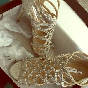 INC Ivory Sparkle Dress Shoe Size 7