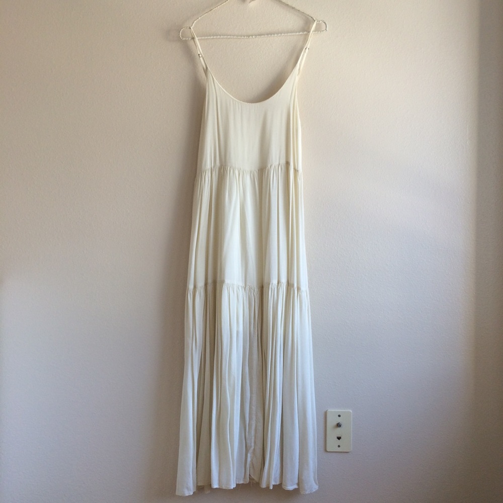Flowy loose tiered ruffle maxi dress in cream
