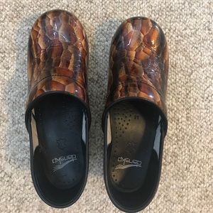 Dansko tortoise Clogs
