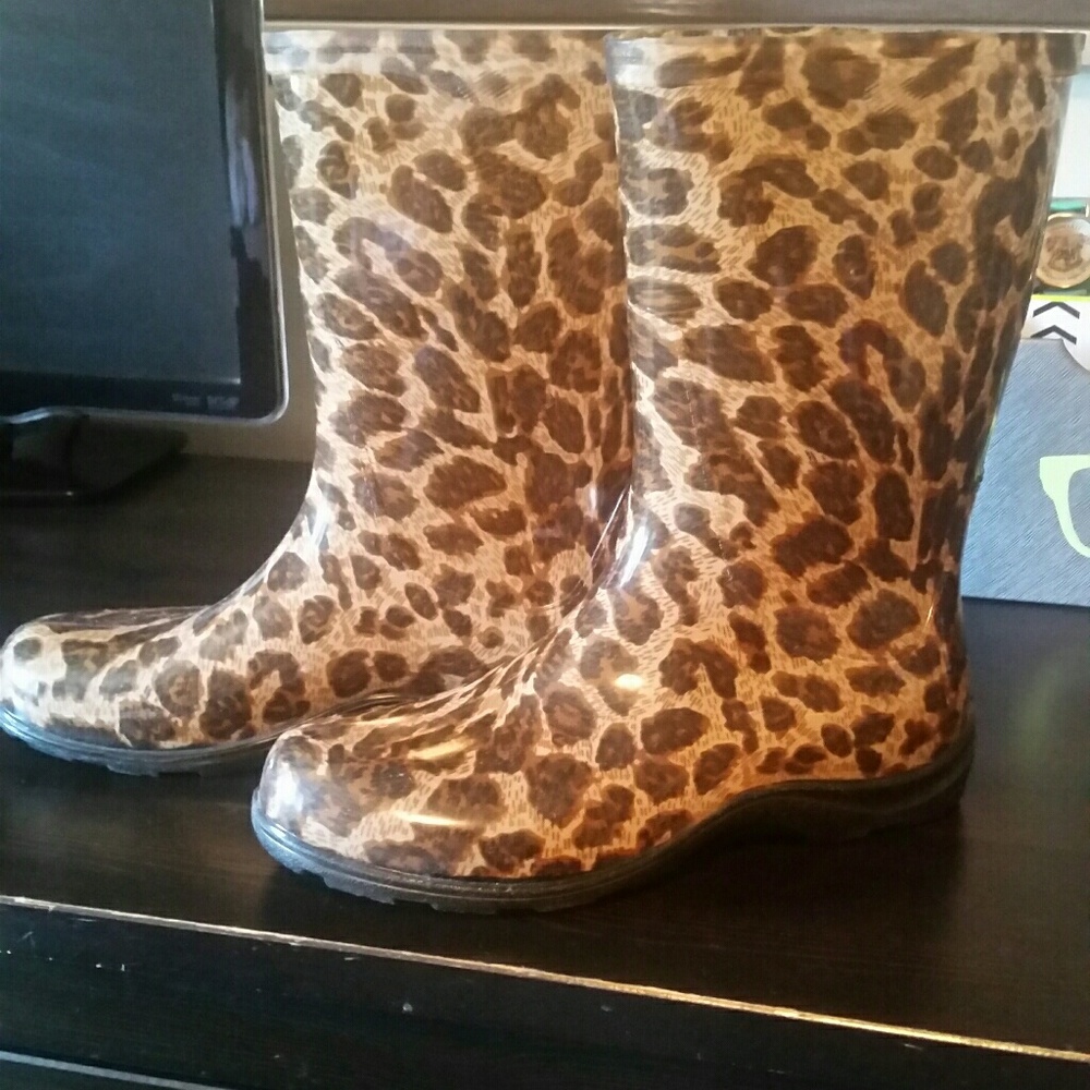Rainboots
