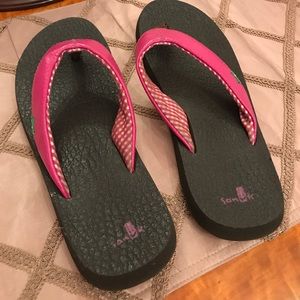 Sanyo flip flops