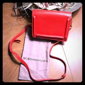 BCBG | Red Purse . 8in x 6" . NWT