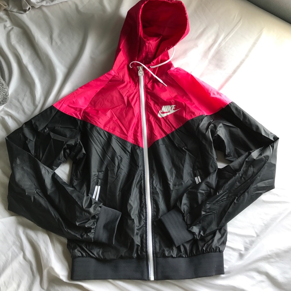 Nike windbreaker