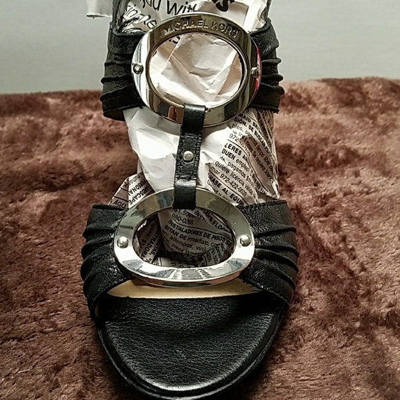 MICHAEL Michael KORS heels - Picture 2 of 8