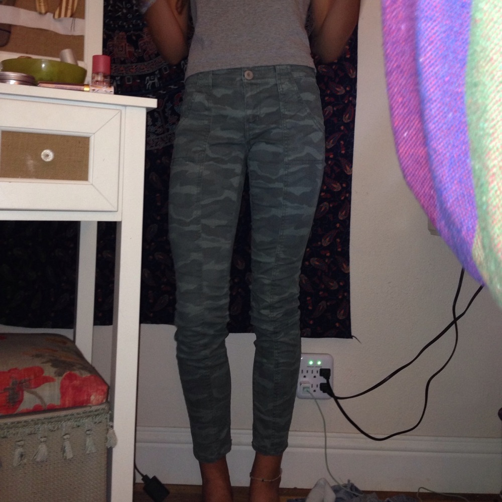 camo pants